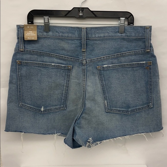 Madewell Perfect Jean Short in Sz 31 - Picture 2 of 5